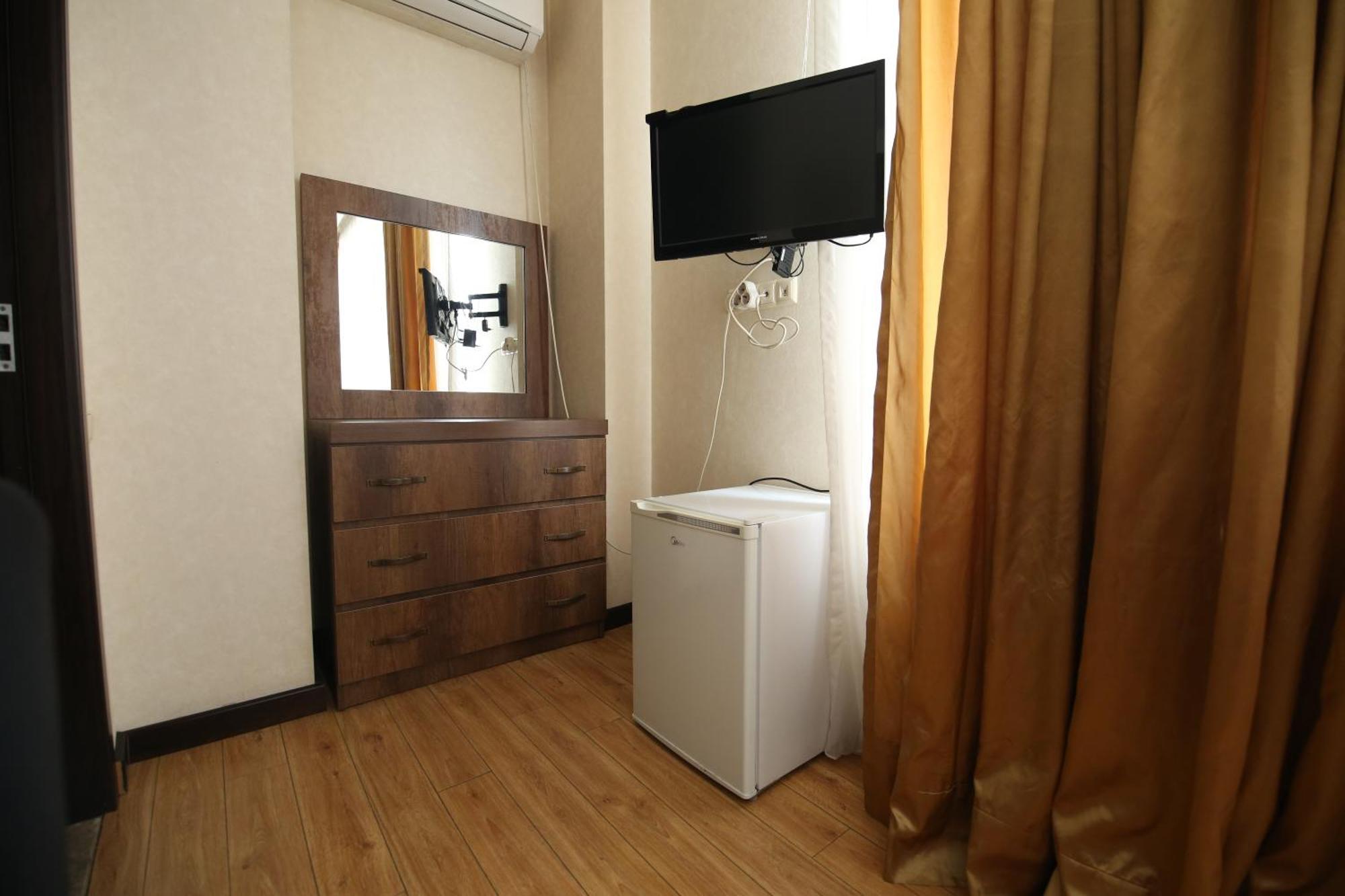 Dream Sky Hotel Tbilisi Bagian luar foto